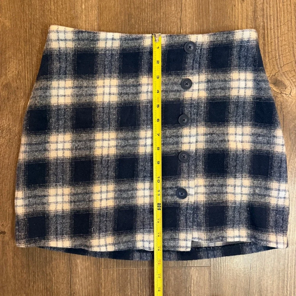Forever 21 Plaid Mini Skirt Womens Large Navy Blue Cream Wool Blend Button Front